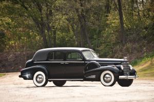 Cadillac V16 7-Passenger Formal Sedan by Fleetwood '1940